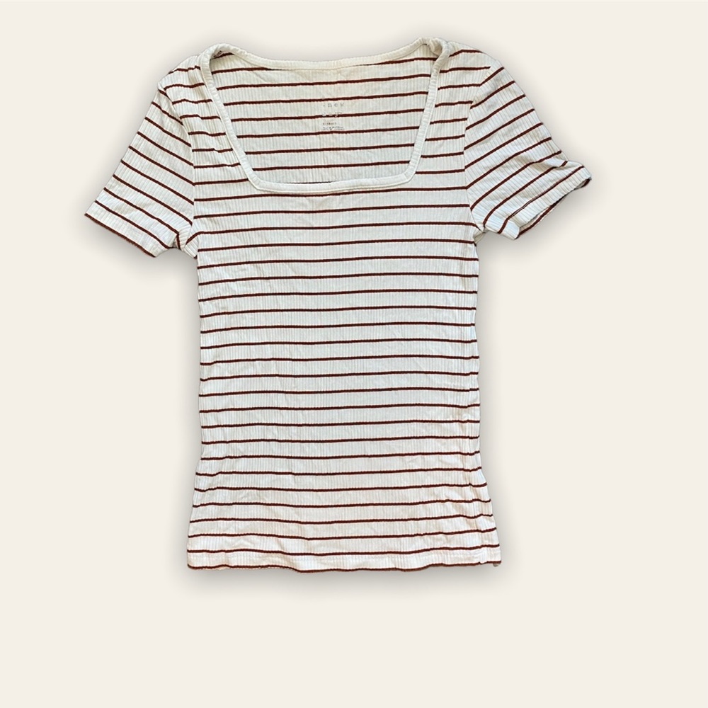 Brown and cream striped tee
